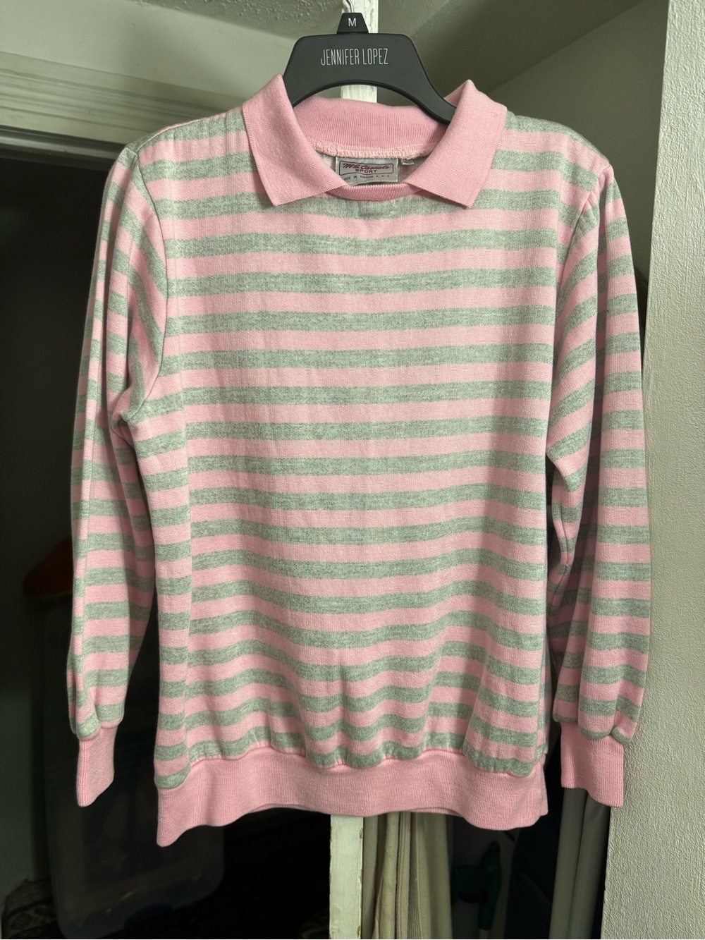 Vintage Collared Sweatshirt